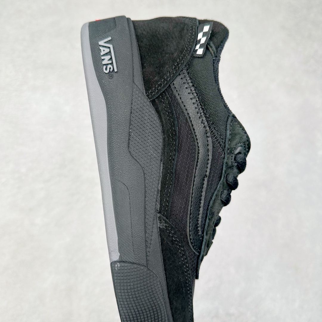 图片[6]-Vans Wayvee 专业缓震低帮滑板 此次Wayvee 采用了全新的鞋面结构，以半透明 TPE 网状结构示人，使得鞋款有着无与伦比的强大的透气性。鞋款上还用到最普遍的 Duracap 鞋头，以最大限度地延长鞋款的使用寿命。 此外，LuxLiner 科技将鞋舌和内里融为一体，提供更舒适、更贴合脚部的穿着体验。又内置了全尺寸的 UltraCush 中底以及标志性的 Wafflecup 外底，能够给予滑手难以置信的弹性、耐久性和最大的冲击缓冲性能。 货号：VN0A5JIAY28 工艺：硫化1：1（重量1：1、真标、原钢印、材质标、鞋型标、合格证） 尺码： 36 36.5 37 38 38.5 39 40 40.5 41 42 42.5 43 44-选品中心