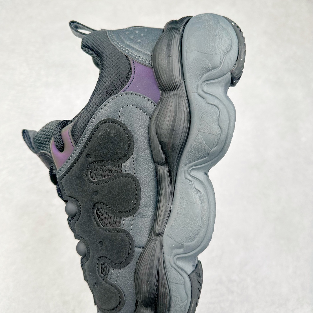 图片[7]-FILA PEASE 斐乐豌豆鞋舒适百搭防滑耐磨低帮生活休闲鞋老爹鞋 FILA的植物系穿搭深谙潮流之道，Clean-Fit的清新风格深深影响着City Boys & Girls。豌豆鞋的外观可谓一眼入魂，设计灵感来源于豌豆荚碱水面包，在鞋廓形保留薄款面包鞋DNA的基础上，发展并创新“面包鞋”风格，如垂挂豆子的鞋面，双层双色中底的鞋底都为这双鞋增添了独特的辨识度。独有的圆鼓豌豆形鞋面设计，鞋面革料做鼓，犹如一颗颗垂挂的豆子，圆润可爱，充满趣味；双层豌豆荚中底设计上层轻能发泡豆荚，下层柔能发泡豌豆形中底，打造圆润软弹、形象有趣的豌豆荚中底。饱满的外形带来温暖质感，上脚圆润，凸显腿部线条，时尚百搭。作为今年秋冬的出街鞋款，实在太合适不过了。豌豆鞋不仅外观令人过目不忘，并且脚感出众，独家的发泡材料提供了轻质软弹的舒适度，即便日行两万步也不会觉得疲惫，同时适应各种穿着场合，轻松搭配各种服饰。尺码：36 36.5 37.5 38 38.5 39 40 40.5 41 42 42.5 43 44 44.5 45-选品中心