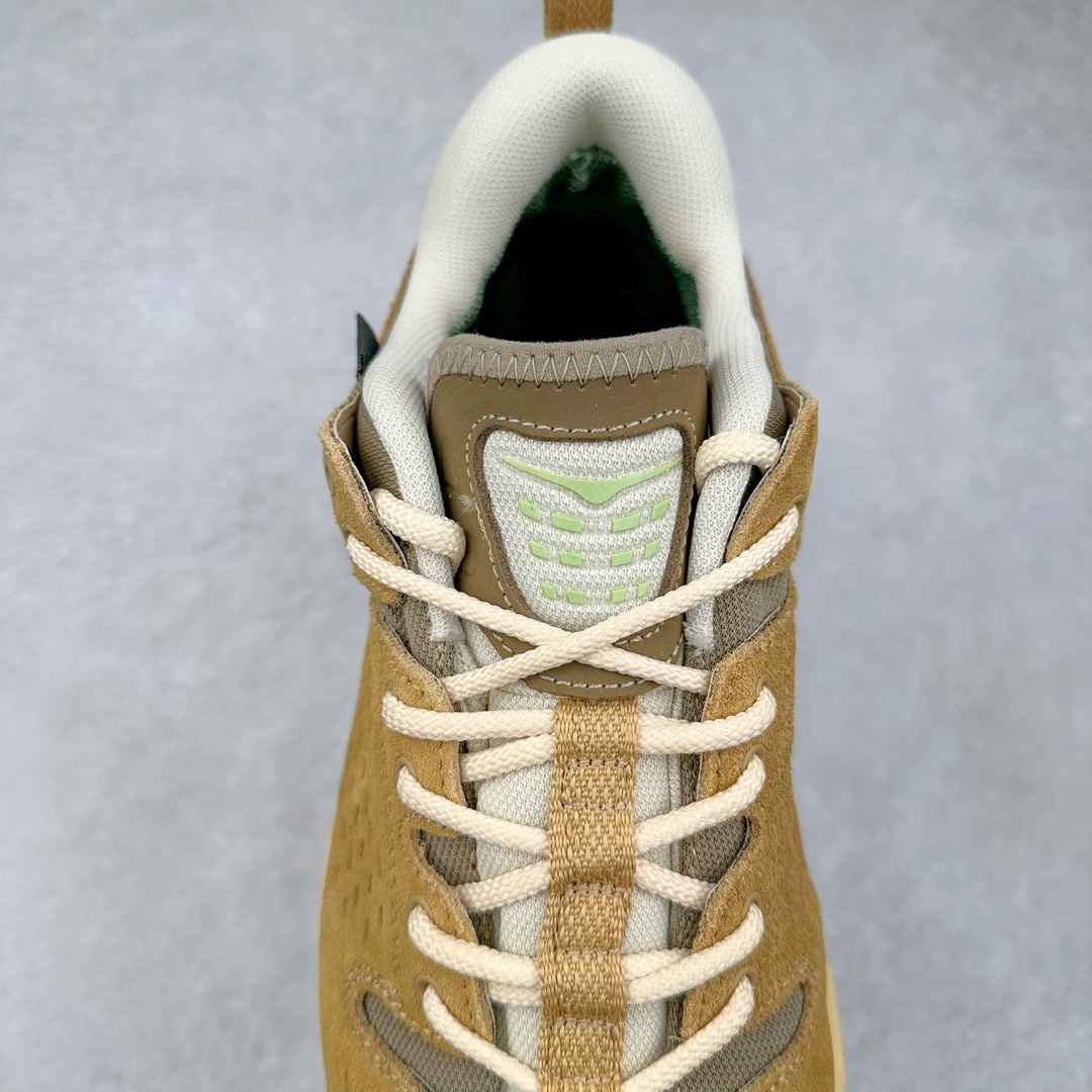 图片[5]-＃纯原 HOKA ONE ONE Tor Uitra Low 托亚潮流户外越野登山功能鞋 鞋款利用机能、户外、复古元素将都市型格与户外机能无缝结合 既能自由穿梭于城市的钢筋水泥之间 也能轻松演绎山系潮流搭配 全粒面皮革结合模压鞋口 提升持久耐穿度 直至鞋头的鞋带设计 舒适灵活的调节 搭配鞋头处HOKA ONE ONE飞翼纹饰 营造了个性十足的张扬气场 Tor Ultra 配备 Vibram® 鞋底与 EVA 和RMAT® 中底 给穿著者最佳的抓地力及舒适性 另外中底的金属摇杆可稳定脚部行程 当走过崎岖山路时依然让脚部得到平稳的感觉 而整对鞋以皮革和耐用尼龙布材打造 与坚固的鞋底相结合 可以牢固地支撑脚部和脚踝 另外外层搭载的Event技术 保持鞋履防水以及鞋内透气作用 尺码：36 36.5 37.5 38 38.5 39 40 40.5 41 42 42.5 43 44 44.5 45-选品中心