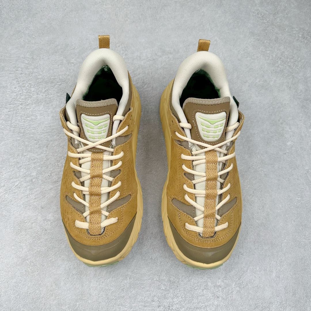 图片[2]-＃纯原 HOKA ONE ONE Tor Uitra Low 托亚潮流户外越野登山功能鞋 鞋款利用机能、户外、复古元素将都市型格与户外机能无缝结合 既能自由穿梭于城市的钢筋水泥之间 也能轻松演绎山系潮流搭配 全粒面皮革结合模压鞋口 提升持久耐穿度 直至鞋头的鞋带设计 舒适灵活的调节 搭配鞋头处HOKA ONE ONE飞翼纹饰 营造了个性十足的张扬气场 Tor Ultra 配备 Vibram® 鞋底与 EVA 和RMAT® 中底 给穿著者最佳的抓地力及舒适性 另外中底的金属摇杆可稳定脚部行程 当走过崎岖山路时依然让脚部得到平稳的感觉 而整对鞋以皮革和耐用尼龙布材打造 与坚固的鞋底相结合 可以牢固地支撑脚部和脚踝 另外外层搭载的Event技术 保持鞋履防水以及鞋内透气作用 尺码：36 36.5 37.5 38 38.5 39 40 40.5 41 42 42.5 43 44 44.5 45-选品中心