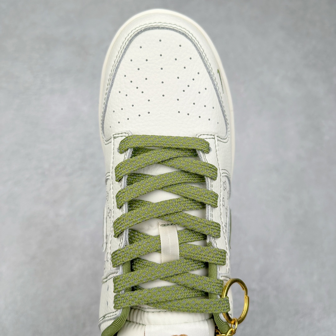 图片[4]-NK Dunk Low 定制配色 KK1888-006 大厂出品 极力推荐 原装头层材料 独家版型蒸餾加工帶來的是更好的视觉和脚感体验大厂纯原品质出货 清洁度 电绣工艺 皮料切割干净无任何毛边 细节完美 尺码：36 36.5 37.5 38 38.5 39 40 40.5 41 42 42.5 43 44 44.5 45 46 47.5-选品中心