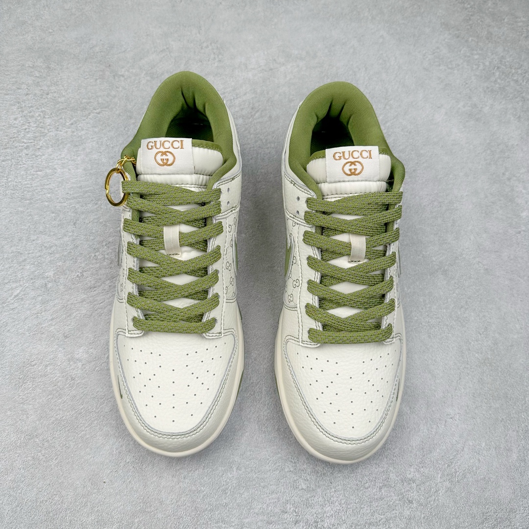 图片[2]-NK Dunk Low 定制配色 KK1888-006 大厂出品 极力推荐 原装头层材料 独家版型蒸餾加工帶來的是更好的视觉和脚感体验大厂纯原品质出货 清洁度 电绣工艺 皮料切割干净无任何毛边 细节完美 尺码：36 36.5 37.5 38 38.5 39 40 40.5 41 42 42.5 43 44 44.5 45 46 47.5-选品中心