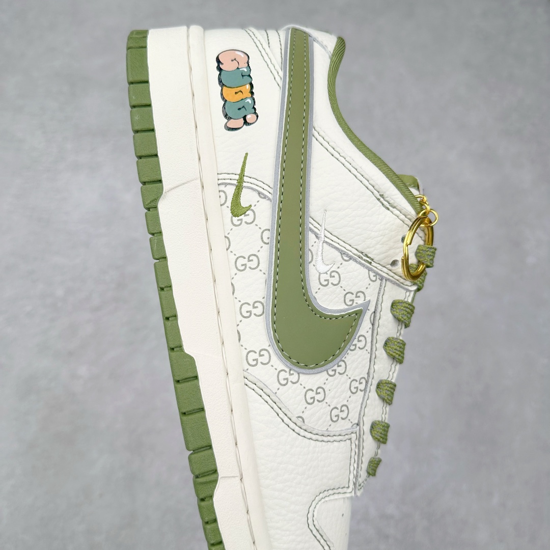 图片[6]-NK Dunk Low 定制配色 KK1888-006 大厂出品 极力推荐 原装头层材料 独家版型蒸餾加工帶來的是更好的视觉和脚感体验大厂纯原品质出货 清洁度 电绣工艺 皮料切割干净无任何毛边 细节完美 尺码：36 36.5 37.5 38 38.5 39 40 40.5 41 42 42.5 43 44 44.5 45 46 47.5-选品中心
