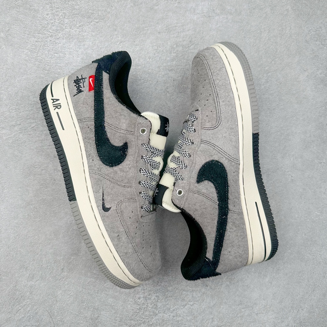 图片[3]-NK Air Force 1´07 Low 空军一号低帮百搭休闲运动板鞋 SJ6698-018 柔软、弹性十足的缓震性能和出色的中底设计 横跨复古与现代的外型结合 造就出风靡全球 三十多年的Force 1 直到今天还深受青睐 尺码：36 36.5 37.5 38 38.5 39 40 40.5 41 42 42.5 43 44 44.5 45-选品中心