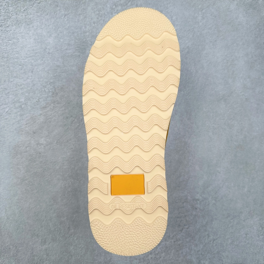 图片[9]-Timberland添柏岚/天伯伦户外中帮休闲大黄靴系列 广东大厂品质 原盒原包装 面料采用意大利🇮🇹顶级磨砂细纹牛皮 搭配防臭防腐真皮乳胶鞋垫 给您完美的穿着体验 质量考究耐穿 型男必备 专治不帅 高品质脚感一流 尺码：39 40 41 42 43 44（皮鞋码）-选品中心