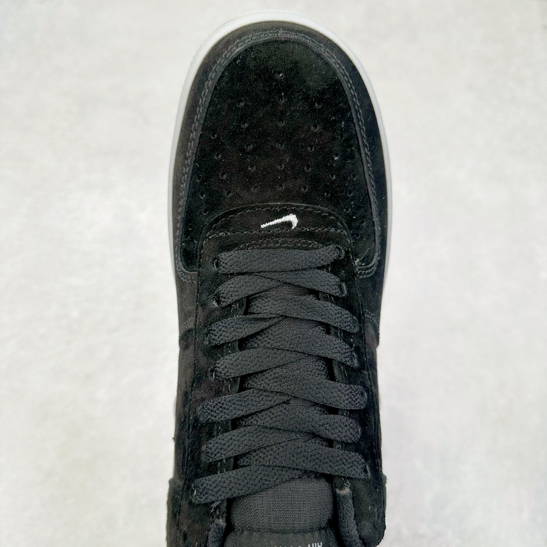 图片[4]-NK Air Force 1´07 Low 空军一号低帮百搭休闲运动板鞋 HQ3827-002 柔软、弹性十足的缓震性能和出色的中底设计 横跨复古与现代的外型结合 造就出风靡全球 三十多年的Force 1 直到今天还深受青睐 尺码：36 36.5 37.5 38 38.5 39 40 40.5 41 42 42.5 43 44 44.5 45-选品中心