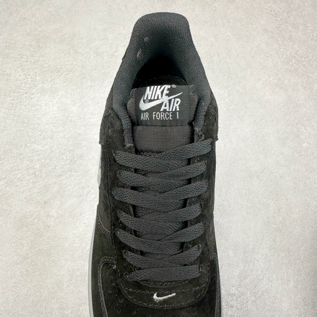 图片[5]-NK Air Force 1´07 Low 空军一号低帮百搭休闲运动板鞋 HQ3827-002 柔软、弹性十足的缓震性能和出色的中底设计 横跨复古与现代的外型结合 造就出风靡全球 三十多年的Force 1 直到今天还深受青睐 尺码：36 36.5 37.5 38 38.5 39 40 40.5 41 42 42.5 43 44 44.5 45-选品中心