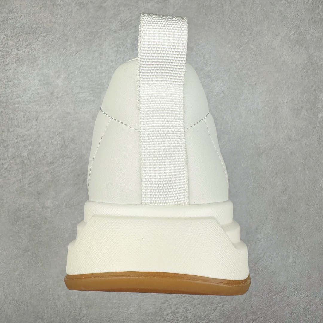 图片[8]-PRADA普拉达 厚底徽标系带运动休闲男鞋系列 广东大厂品质 专柜同步 大气个性更潮更抢眼更追求档次，它将颠覆旧念，与您共度时尚潮人必备! 面料采用原版进口小牛皮 牛皮内里垫脚 橡胶发泡大底 轻便防滑耐磨 脚感舒适 款式耐看做工精细 配以简洁利落的鞋楦 彰显男人的果敢和硬朗 尺码：39-44（皮鞋码）-选品中心