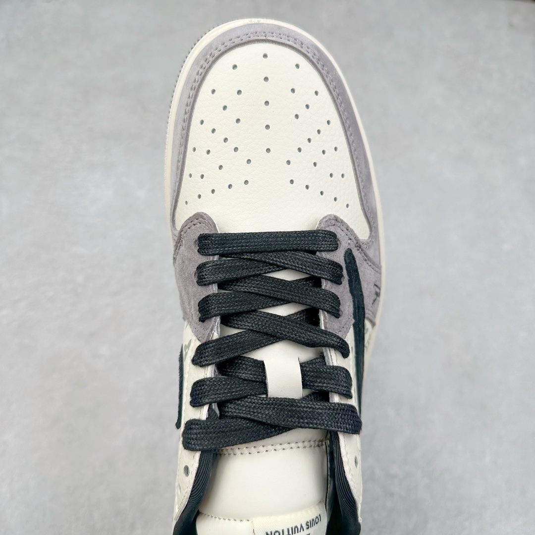 图片[4]-TS x Air Jordan AJ1 Low 倒钩低帮联名定制配色 SJ2068-101 原厂内置气垫魔块 A模大底 头层小牛皮 鞋舌AJ原厂专用牛津布+AJ专用反口珍珠布+原厂无杂质高弹内里海棉+特殊封边弹力鞋带 尺码：36 36.5 37.5 38 38.5 39 40 40.5 41 42 42.5 43 44 44.5 45 46 47.5-选品中心