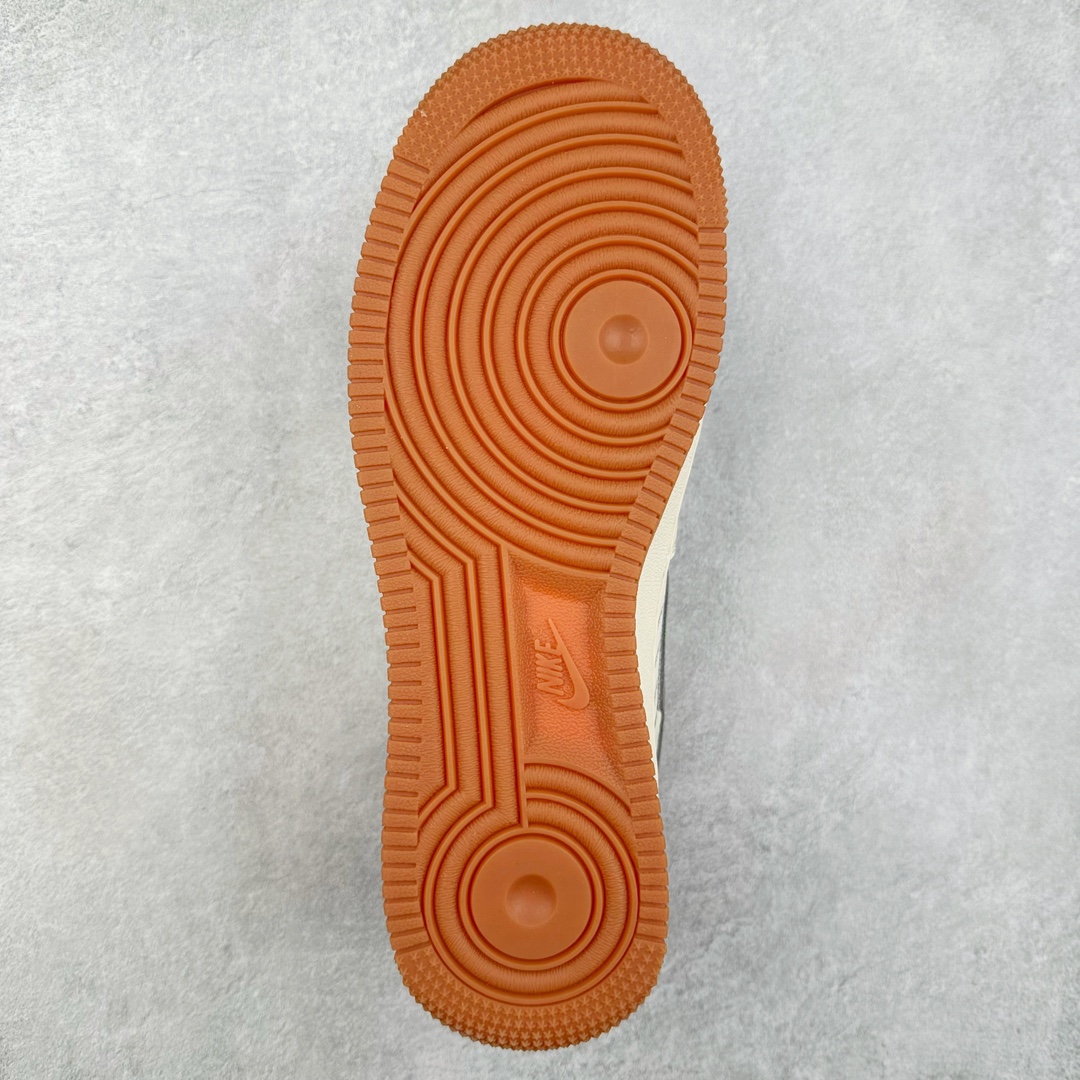 图片[9]-NK Air Force 1´07 Low 空军一号低帮百搭休闲运动板鞋 XZ6188-256 柔软、弹性十足的缓震性能和出色的中底设计 横跨复古与现代的外型结合 造就出风靡全球 三十多年的Force 1 直到今天还深受青睐 尺码：36 36.5 37.5 38 38.5 39 40 40.5 41 42 42.5 43 44 44.5 45-选品中心