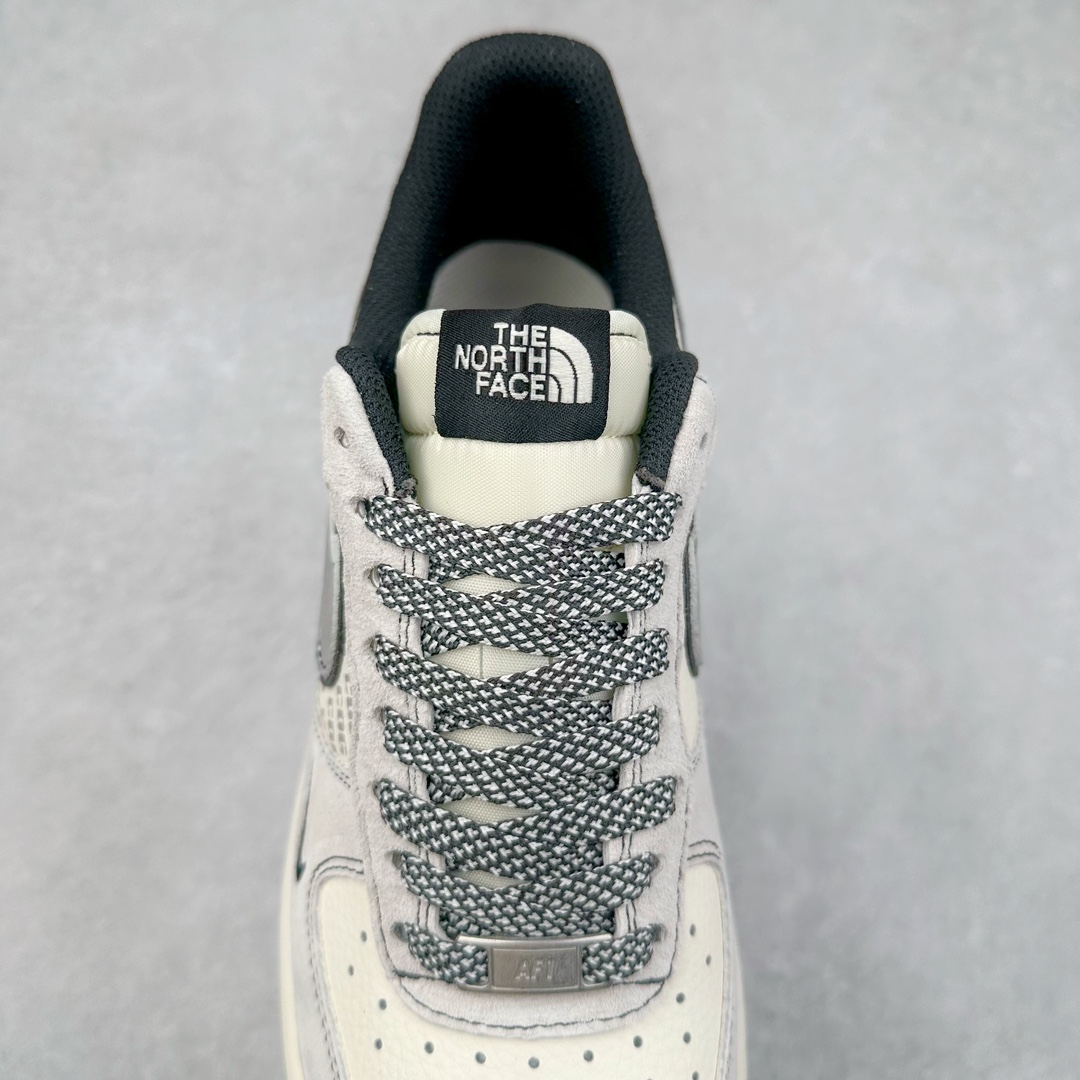 图片[5]-NK Air Force 1´07 Low 空军一号低帮百搭休闲运动板鞋 DM6688-007 柔软、弹性十足的缓震性能和出色的中底设计 横跨复古与现代的外型结合 造就出风靡全球 三十多年的Force 1 直到今天还深受青睐 尺码：36 36.5 37.5 38 38.5 39 40 40.5 41 42 42.5 43 44 44.5 45-选品中心