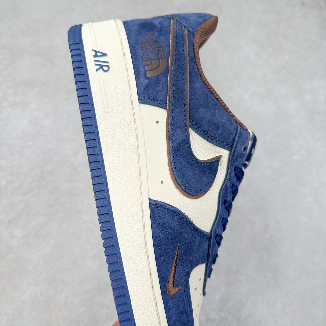 图片[6]-NK Air Force 1´07 Low 空军一号低帮百搭休闲运动板鞋 KK1988-032 柔软、弹性十足的缓震性能和出色的中底设计 横跨复古与现代的外型结合 造就出风靡全球 三十多年的Force 1 直到今天还深受青睐 尺码：36 36.5 37.5 38 38.5 39 40 40.5 41 42 42.5 43 44 44.5 45-选品中心