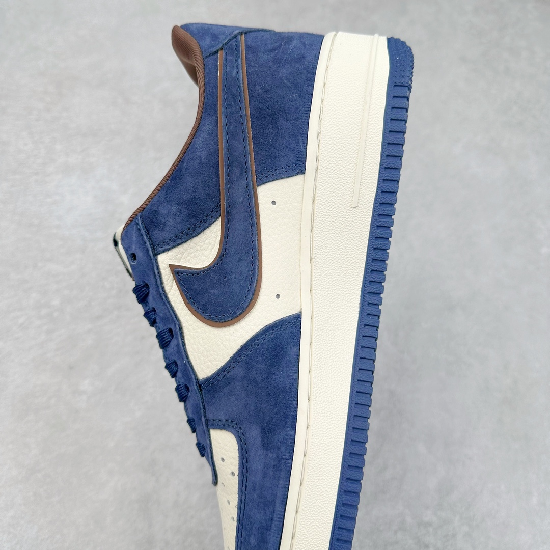 图片[7]-NK Air Force 1´07 Low 空军一号低帮百搭休闲运动板鞋 KK1988-032 柔软、弹性十足的缓震性能和出色的中底设计 横跨复古与现代的外型结合 造就出风靡全球 三十多年的Force 1 直到今天还深受青睐 尺码：36 36.5 37.5 38 38.5 39 40 40.5 41 42 42.5 43 44 44.5 45-选品中心