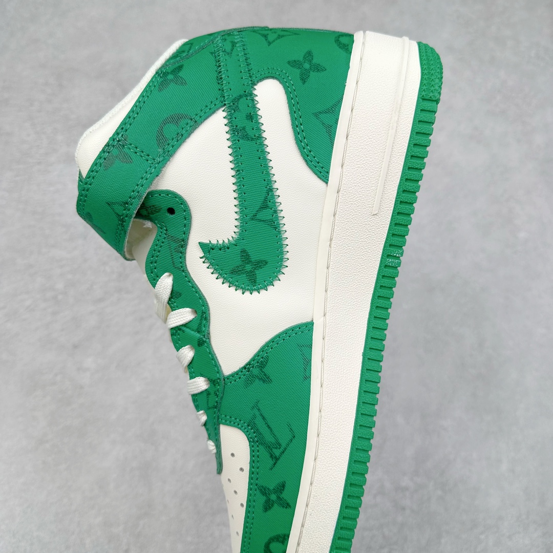 图片[7]-NK Air Force 1 Mid 空军一号中帮百搭休闲运动板鞋 lv联名定制 白金 柔软、弹性十足的缓震性能和出色的中底设计 横跨复古与现代的外型结合 造就出风靡全球三十多年的Force 1 尺码：36 36.5 37.5 38 38.5 39 40 40.5 41 42 42.5 43 44 44.5 45-选品中心