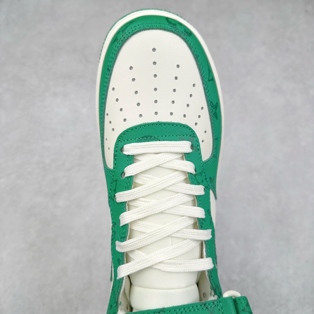 图片[4]-NK Air Force 1 Mid 空军一号中帮百搭休闲运动板鞋 lv联名定制 白金 柔软、弹性十足的缓震性能和出色的中底设计 横跨复古与现代的外型结合 造就出风靡全球三十多年的Force 1 尺码：36 36.5 37.5 38 38.5 39 40 40.5 41 42 42.5 43 44 44.5 45-选品中心