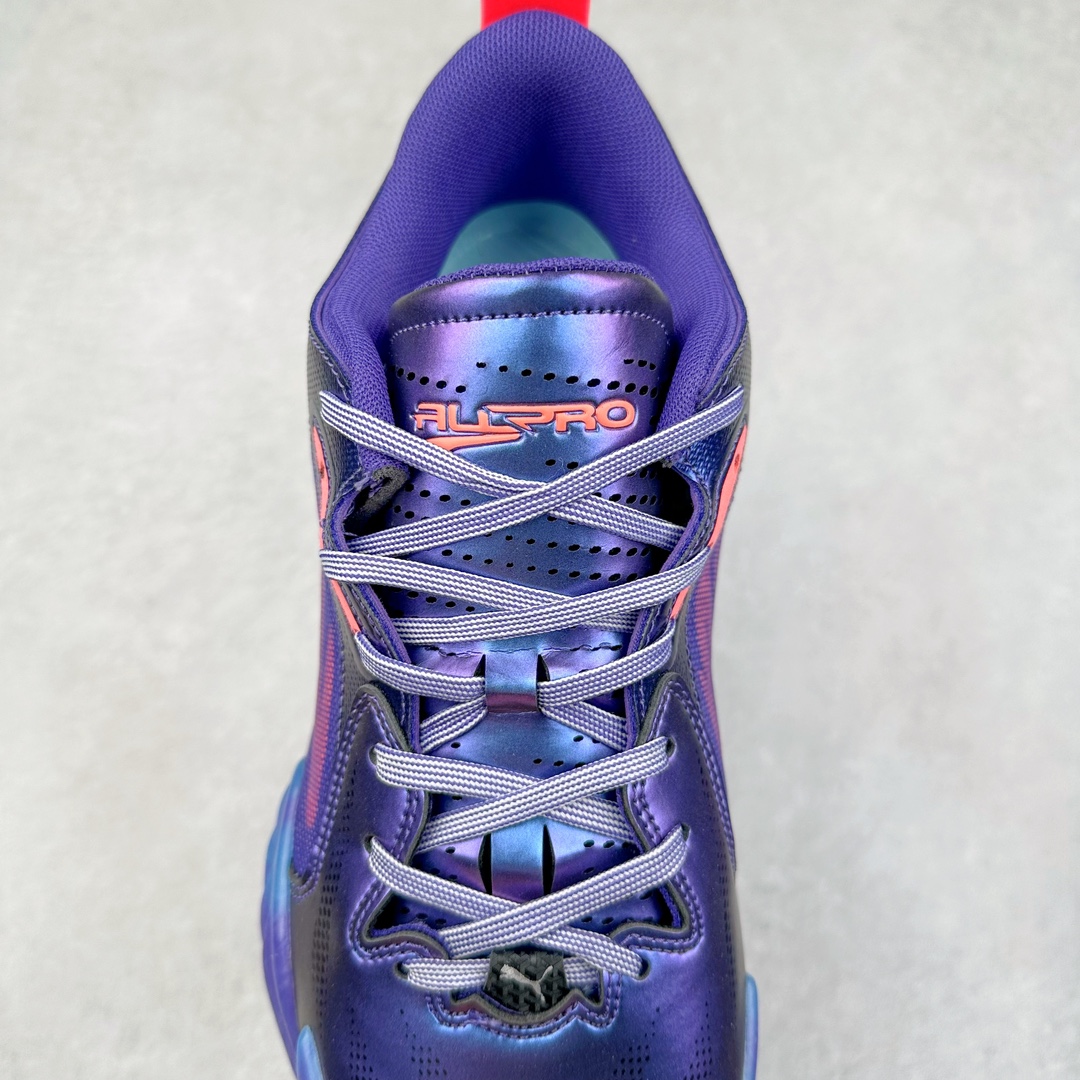 图片[5]-＃K版纯原 PUMA All-Pro Nitro 彪马舒适耐磨低帮实战篮球鞋 鞋身材质运用轻质皮革、ULTRAWEAVE 高强度超轻工程编织网面与热熔材料共同构建。针对双脚的不同区域，科学合理的提供包裹、透气、轻量化的多项职责。造型方面给人以犀利凶猛的感觉。液态金属质感的轻质柔软皮革，搭配 ULTRAWEAVE 的动态织物区域，整双鞋的质感层次特别高级。既营造出动感写意的视觉轮廓，又释放出梦幻前卫的战斗气息，颜值绝对是当下球鞋圈 T0 级别的存在！科技方面，融合 PUMA 当前各类最尖端科技，更是「ELITE 精英版」的精华所在！作为 PUMA 首双搭载内嵌式可置换中底的篮球战靴，将 NITRO™ SQD FOAM 分区密度科技与下方 PWRPLATE 前叉形碳纤维板相结合。尺码：40 40.5 41 42 42.5 43 44 44.5 45 46-选品中心