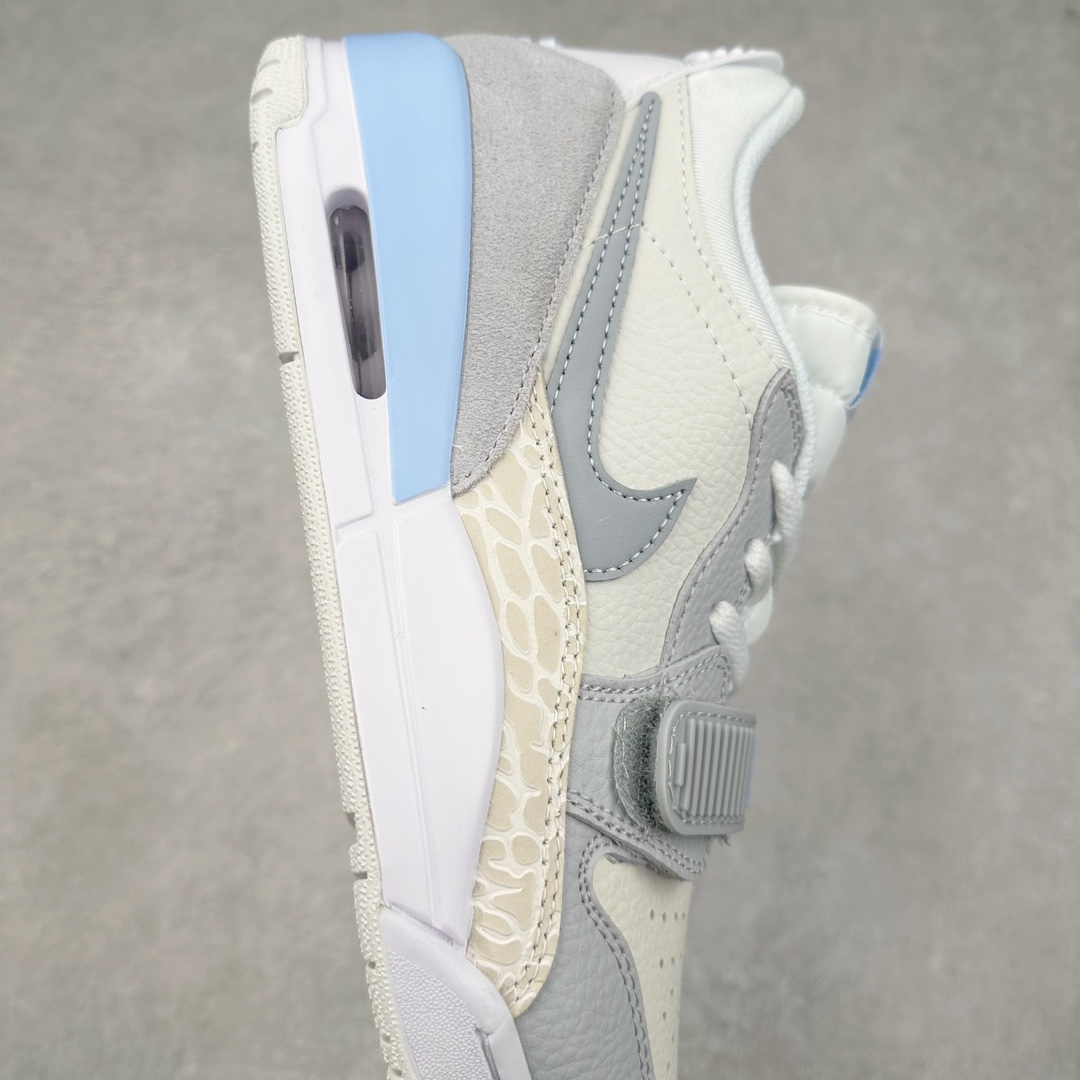 图片[6]-＃KZ神版 Air Jordan Legacy AJ312 复古篮球鞋 HQ1190-101 市场最强独一档产物 全套原纸板楦头开发 原厂大底磨具加持立体防滑纹理 原档数据后跟TPU子母扣魔术贴 原装可视Air Sole气垫 原汁原味最完美的312代版型 唯一正确鞋头趴度弧度高度鞋身腰线 进口港宝加持 后跟自然饱满 全鞋荧光划线卡点 追求极致完美 每一双都是工艺品 多重QC质检 超越公司货的品控标准 实实在在的免检产品 鞋身采用了皮革材质打造 横跨鞋面的魔术贴十分吸睛 侧面的Swoosh Logo的一部分被鞋面遮挡了一部分 颇具玩味 魔术贴上标有NK标识 而鞋舌上是Jordan的经典红色飞翼Logo 后跟和鞋底均采用了AJ3的设计 后跟上同样也使用了经典的爆裂纹图案 尺码：36 36.5 37.5 38 38.5 39 40 40.5 41 42 42.5 43 44 44.5 45 46 47.5-选品中心