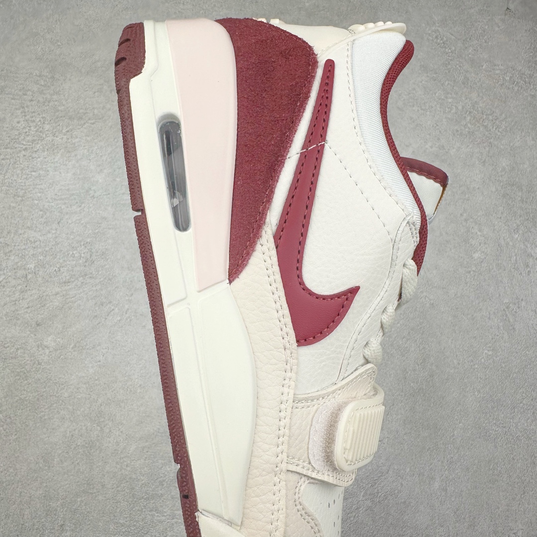 图片[6]-＃KZ神版 Air Jordan Legacy AJ312 复古篮球鞋 CNY 蛇年限定 IB4712-161 市场最强独一档产物 全套原纸板楦头开发 原厂大底磨具加持立体防滑纹理 原档数据后跟TPU子母扣魔术贴 原装可视Air Sole气垫 原汁原味最完美的312代版型 唯一正确鞋头趴度弧度高度鞋身腰线 进口港宝加持 后跟自然饱满 全鞋荧光划线卡点 追求极致完美 每一双都是工艺品 多重QC质检 超越公司货的品控标准 实实在在的免检产品 鞋身采用了皮革材质打造 横跨鞋面的魔术贴十分吸睛 侧面的Swoosh Logo的一部分被鞋面遮挡了一部分 颇具玩味 魔术贴上标有NK标识 而鞋舌上是Jordan的经典红色飞翼Logo 后跟和鞋底均采用了AJ3的设计 后跟上同样也使用了经典的爆裂纹图案 尺码：36 36.5 37.5 38 38.5 39 40 40.5 41 42 42.5 43 44 44.5 45 46 47.5-选品中心