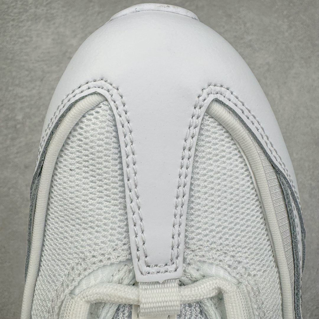 图片[14]-＃GX纯原 NK Air Max 95 复古减震气垫跑鞋 纯白 CT1268-100 经典重温 外单专供大厂出品 品质稳定 一百余色 终端操作 鞋款设计灵感源于人体构造 中底设计基于人体的脊柱构造 是整体设计的核心 尼龙孔眼代表了肋骨 而分层式面板和网眼象征着肌肉纤维和肉体组织 Air Max 95采用了两个独立的吹塑成型的Air-Sole单元 并首次在前掌使用可视化气垫设计 Swoosh logo夜当作一个 点符号放在了鞋子的后帮位置 20年的发展让 AIR MAX 95有了不同的故事 20年后再度面向世人的时候 焕然一新的面貌 让人有了另外一种清新脱俗的感觉 尺码：40 40.5 41 42 42.5 43 44 44.5 45 45.5 46 47.5 48.5-选品中心