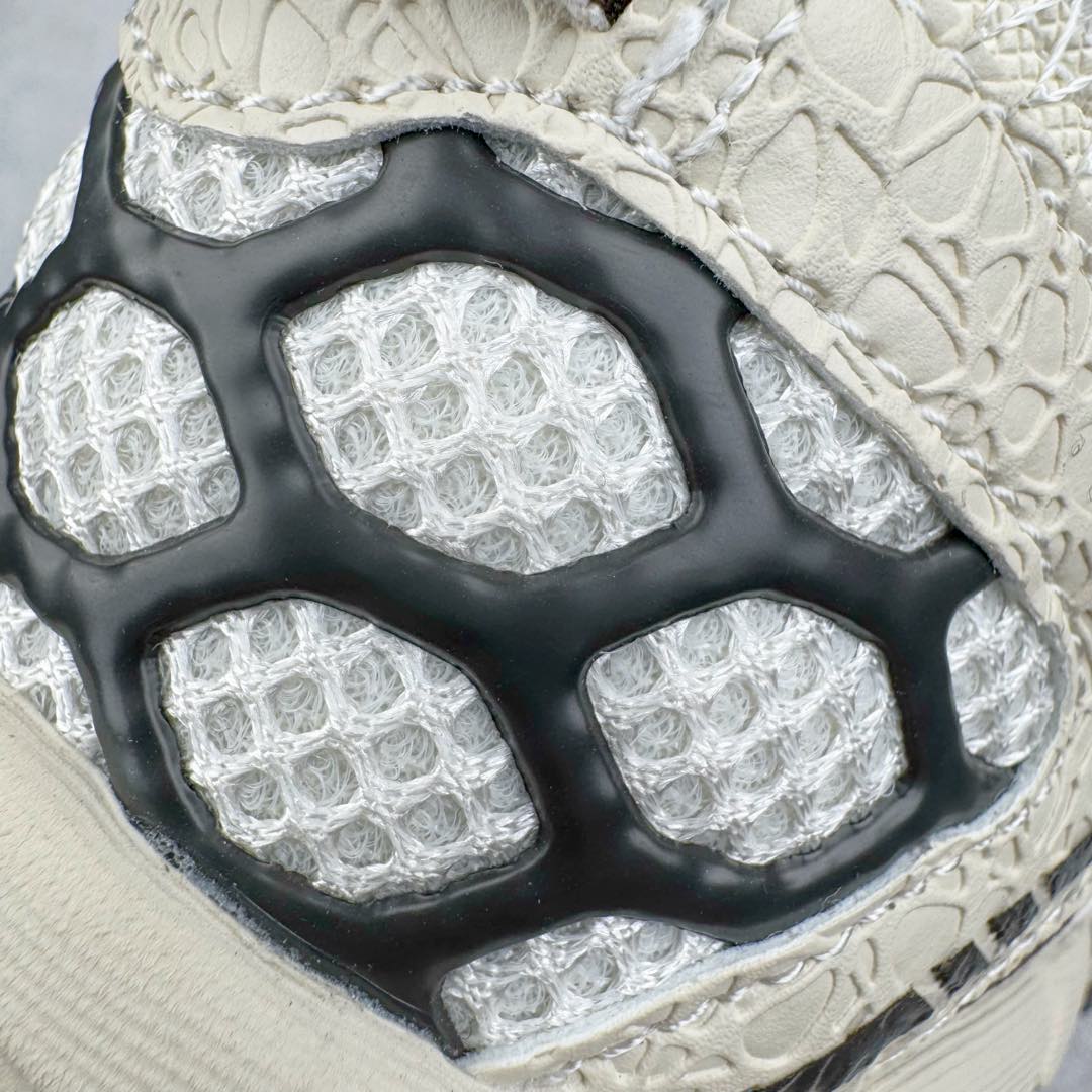 图片[18]-＃PB纯原 ASICS GEL-KAHANA K8 亚瑟士越野跑步鞋抓地稳定运动鞋缓震耐磨跑鞋 GEL-KAHANA系列为实用级越野跑鞋 融合机能和户外潮流强势回归 核心科技GEL内置于后跟 配合SPEVA弹性中底 减轻落地时地面对脚部的冲击力 中底内侧DYNAMIC DUOMAX 双密度防倾斜装置和中足补强结构 以及后跟几何形状构造 多方面支撑保护 AHAR耐磨橡胶大底 配合沟槽纹路设计 增强抓地力 后足GEL缓冲系统 减轻冲击时的冲击 实现平稳过渡 Trusstic系统 减少鞋底的重量 同时保留了鞋子结构的完整性 尺码：36 37 37.5 38 39 39.5 40 40.5 41.5 42 42.5 43.5 44 44.5 45-选品中心