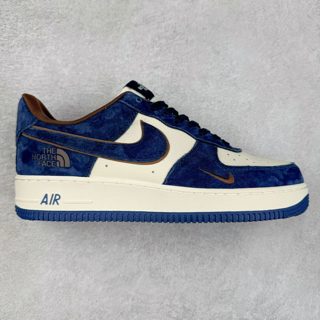 NK Air Force 1´07 Low 空军一号低帮百搭休闲运动板鞋 KK1988-032 柔软、弹性十足的缓震性能和出色的中底设计 横跨复古与现代的外型结合 造就出风靡全球 三十多年的Force 1 直到今天还深受青睐 尺码:36 36.5 37.5 38 38.5 39 40 40.5 41 42 42.5 43 44 44.5 45-选品中心