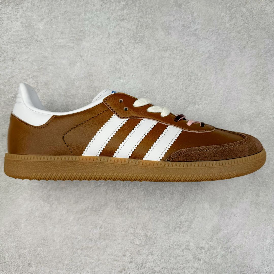 AD Original Samba OG 复古经典轻便板鞋 JI3216 这款桑巴鞋展示了高质量的工艺 带有装饰的超锁缝制和无缝的手感 柔软、柔软的皮革造型和标志性的3条纹完成了精致的外观 正规合身鞋带 鞋面上有绒面鞋垫 橡胶鞋底 享受正畸套筒软感 自50年代首次亮相以来就一直在赢得粉丝的青睐 尺码：36 36.5 37.5 38 38.5 39 40 40.5 41 42 42.5 43 44 44.5 45-选品中心