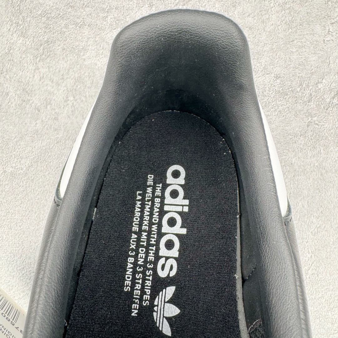 图片[14]-＃M版纯原福利 AD Original Samba OG 复古经典轻便板鞋 B75807 原装头层牛皮加持 正确烫金高频细节 原装纳米超迁皮料 独家私模橡胶大底 原盒原配 正确黑色中底布 这款桑巴鞋展示了高质量的工艺 带有装饰的超锁缝制和无缝的手感 柔软、柔软的皮革造型和标志性的3条纹完成了精致的外观 正规合身鞋带 鞋面上有绒面鞋垫 橡胶鞋底 享受正畸套筒软感 自50年代首次亮相以来就一直在赢得粉丝的青睐 尺码：36 36.5 37.5 38 38.5 39 40 40.5 41 42 42.5 43 44 44.5 45-选品中心