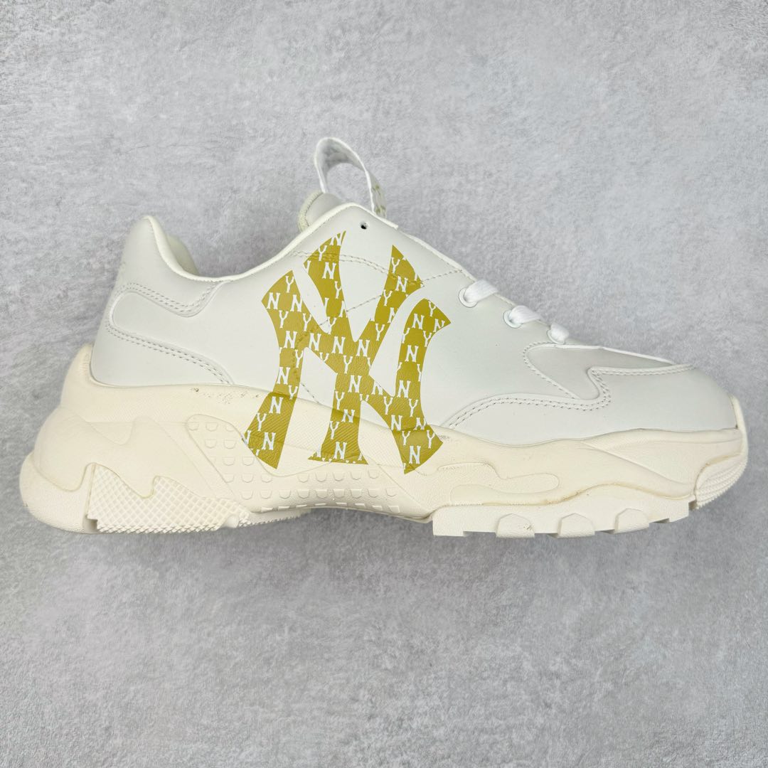 图片[8]-＃特价福利 MLB BigBall Chunky纽约洋基队增高复古风印花老爹鞋 MLB是韩国F&F旗下潮流服装品牌 拥有150年历史的经典传统 是街头文化和国际生活方式的领导者 MLB拥有包括男装、女装、童装、配饰在内的全品类服饰 提供覆盖各性别、各年龄层、From Head to Toe的穿搭装备 其产品结合了韩国的时尚造型与质感 展现了运动服饰也可以兼具时尚潮流的风格 在产品设计上 MLB不仅融合了美国职业棒球大联盟的各当家球队 更结合了棒球运动中的各个元素 复古风范自信控场 复古鞋型率先勾描独特的自我态度 在经典线条与时尚元素的精彩交织下刷新街头复古运动风潮 质感十足兼备卓越的舒适透气性能迎合夏日追求的自在脚感。尺码：36 37 38 39 40 41 42 43 44 45-选品中心