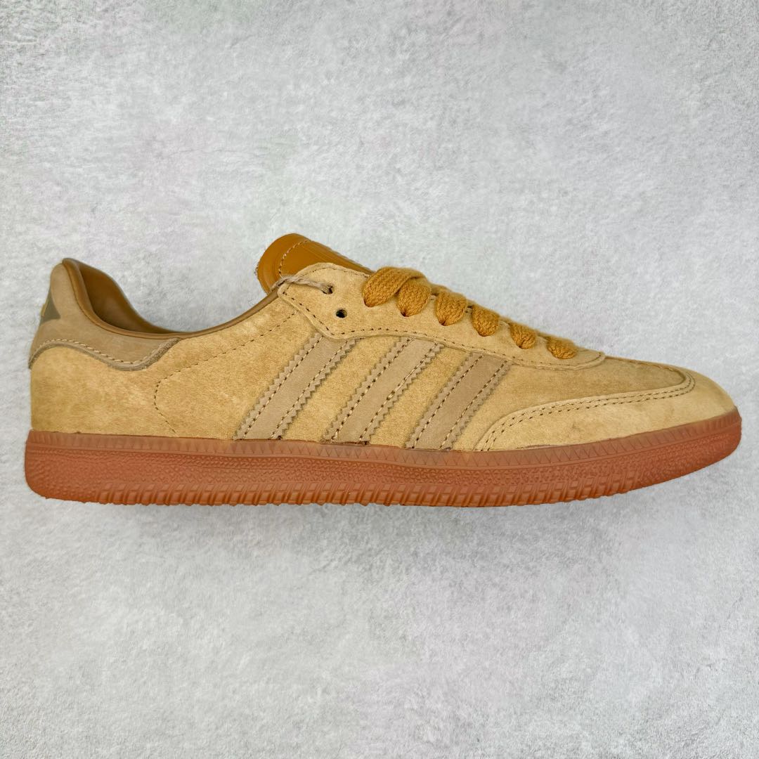 AD Original Samba OG 复古经典轻便板鞋 ID8709 这款桑巴鞋展示了高质量的工艺 带有装饰的超锁缝制和无缝的手感 柔软、柔软的皮革造型和标志性的3条纹完成了精致的外观 正规合身鞋带 鞋面上有绒面鞋垫 橡胶鞋底 享受正畸套筒软感 自50年代首次亮相以来就一直在赢得粉丝的青睐 尺码：36 36.5 37.5 38 38.5 39 40 40.5 41 42 42.5 43 44 44.5 45-选品中心