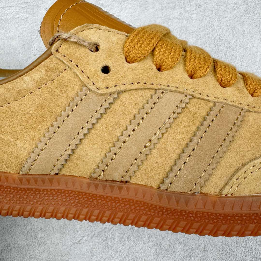 图片[17]-AD Original Samba OG 复古经典轻便板鞋 ID8709 这款桑巴鞋展示了高质量的工艺 带有装饰的超锁缝制和无缝的手感 柔软、柔软的皮革造型和标志性的3条纹完成了精致的外观 正规合身鞋带 鞋面上有绒面鞋垫 橡胶鞋底 享受正畸套筒软感 自50年代首次亮相以来就一直在赢得粉丝的青睐 尺码：36 36.5 37.5 38 38.5 39 40 40.5 41 42 42.5 43 44 44.5 45-选品中心