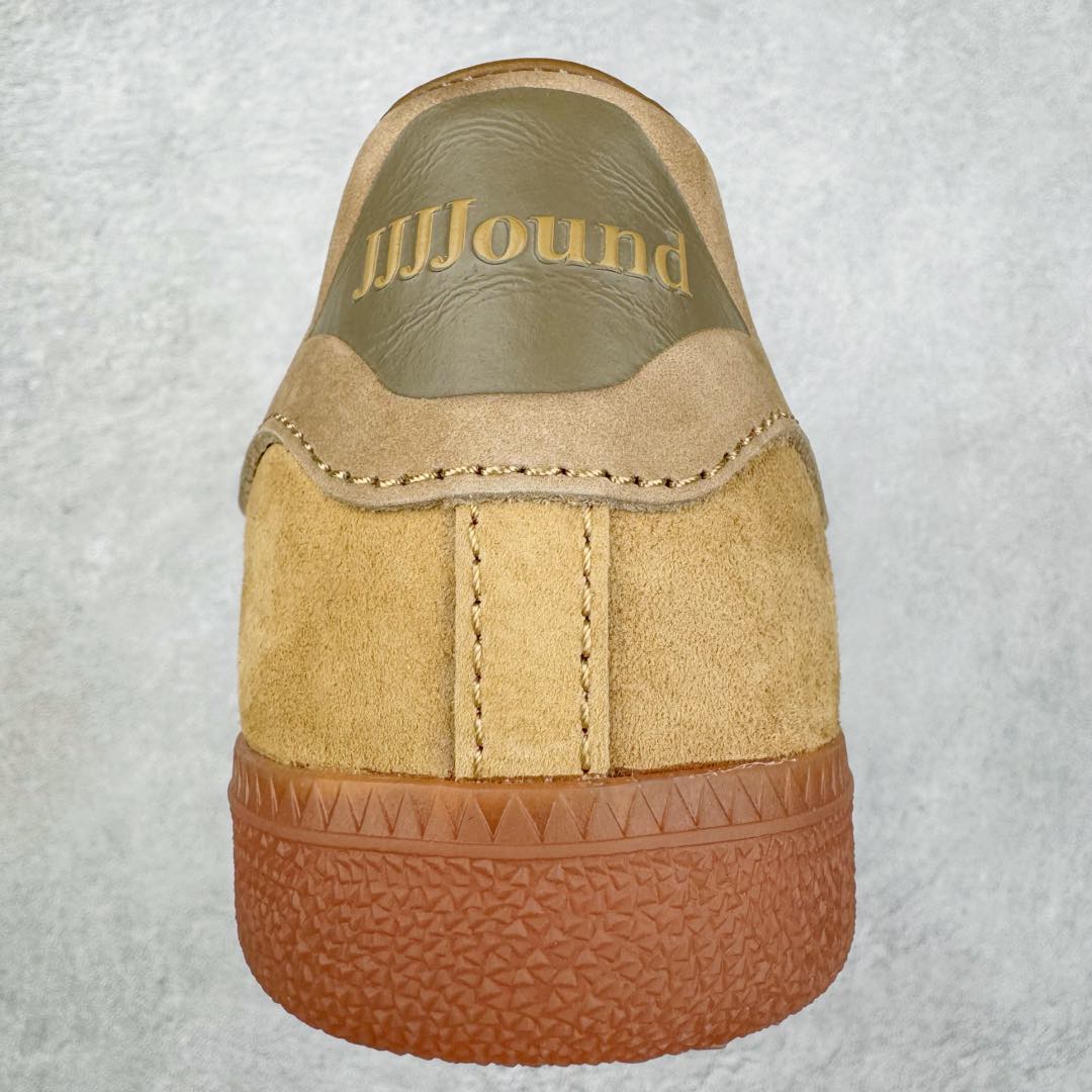 图片[8]-AD Original Samba OG 复古经典轻便板鞋 ID8709 这款桑巴鞋展示了高质量的工艺 带有装饰的超锁缝制和无缝的手感 柔软、柔软的皮革造型和标志性的3条纹完成了精致的外观 正规合身鞋带 鞋面上有绒面鞋垫 橡胶鞋底 享受正畸套筒软感 自50年代首次亮相以来就一直在赢得粉丝的青睐 尺码：36 36.5 37.5 38 38.5 39 40 40.5 41 42 42.5 43 44 44.5 45-选品中心