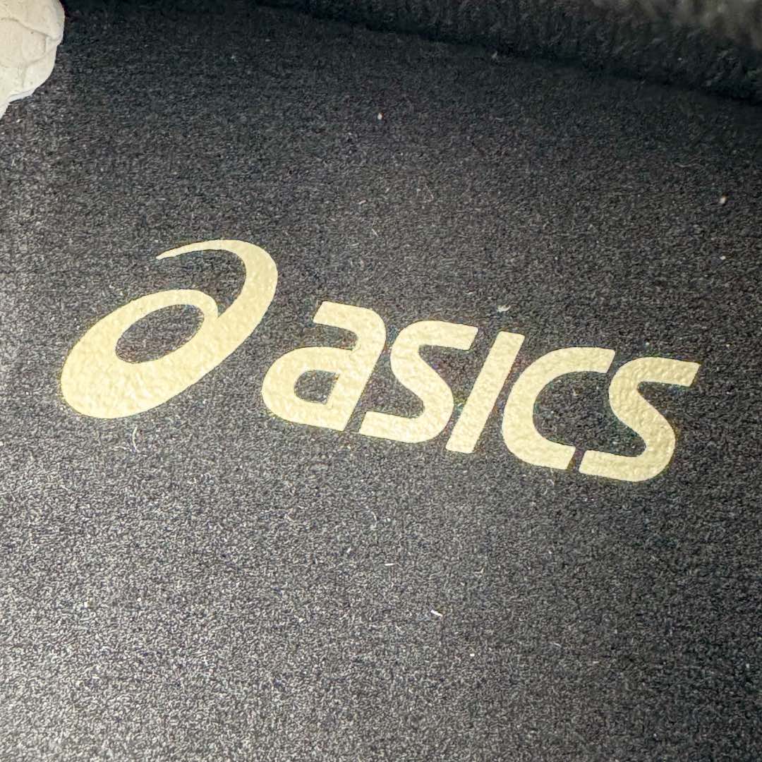 图片[12]-＃PB纯原 ASICS GEL-KAHANA K8 亚瑟士越野跑步鞋抓地稳定运动鞋缓震耐磨跑鞋 GEL-KAHANA系列为实用级越野跑鞋 融合机能和户外潮流强势回归 核心科技GEL内置于后跟 配合SPEVA弹性中底 减轻落地时地面对脚部的冲击力 中底内侧DYNAMIC DUOMAX 双密度防倾斜装置和中足补强结构 以及后跟几何形状构造 多方面支撑保护 AHAR耐磨橡胶大底 配合沟槽纹路设计 增强抓地力 后足GEL缓冲系统 减轻冲击时的冲击 实现平稳过渡 Trusstic系统 减少鞋底的重量 同时保留了鞋子结构的完整性 尺码：36 37 37.5 38 39 39.5 40 40.5 41.5 42 42.5 43.5 44 44.5 45-选品中心