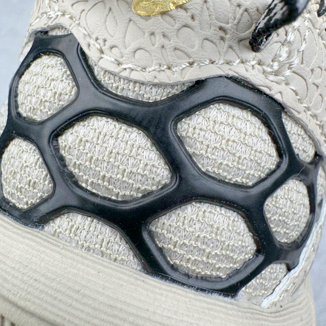 图片[17]-＃PB纯原 ASICS GEL-KAHANA K8 亚瑟士越野跑步鞋抓地稳定运动鞋缓震耐磨跑鞋 GEL-KAHANA系列为实用级越野跑鞋 融合机能和户外潮流强势回归 核心科技GEL内置于后跟 配合SPEVA弹性中底 减轻落地时地面对脚部的冲击力 中底内侧DYNAMIC DUOMAX 双密度防倾斜装置和中足补强结构 以及后跟几何形状构造 多方面支撑保护 AHAR耐磨橡胶大底 配合沟槽纹路设计 增强抓地力 后足GEL缓冲系统 减轻冲击时的冲击 实现平稳过渡 Trusstic系统 减少鞋底的重量 同时保留了鞋子结构的完整性 尺码：36 37 37.5 38 39 39.5 40 40.5 41.5 42 42.5 43.5 44 44.5 45-选品中心