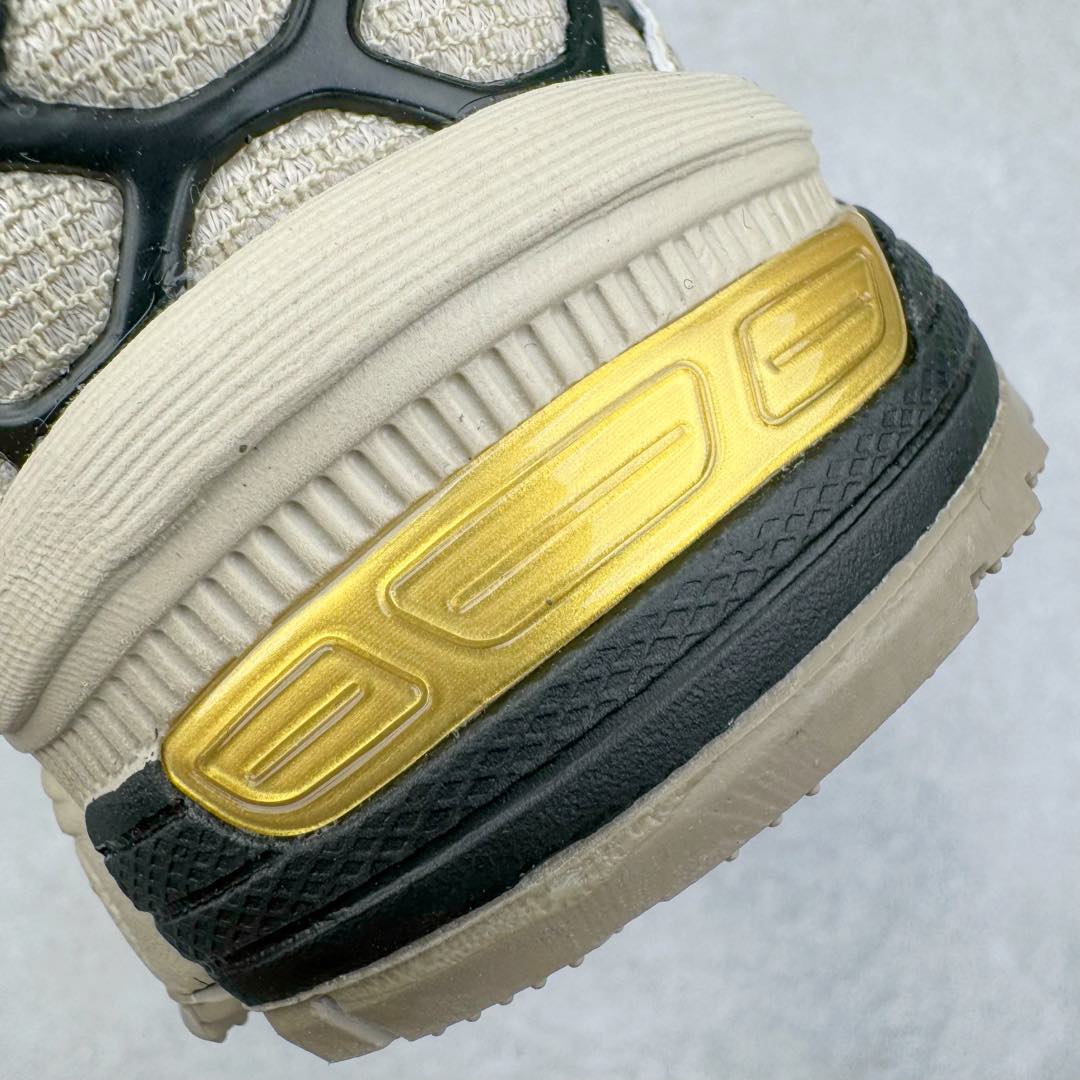 图片[15]-＃PB纯原 ASICS GEL-KAHANA K8 亚瑟士越野跑步鞋抓地稳定运动鞋缓震耐磨跑鞋 GEL-KAHANA系列为实用级越野跑鞋 融合机能和户外潮流强势回归 核心科技GEL内置于后跟 配合SPEVA弹性中底 减轻落地时地面对脚部的冲击力 中底内侧DYNAMIC DUOMAX 双密度防倾斜装置和中足补强结构 以及后跟几何形状构造 多方面支撑保护 AHAR耐磨橡胶大底 配合沟槽纹路设计 增强抓地力 后足GEL缓冲系统 减轻冲击时的冲击 实现平稳过渡 Trusstic系统 减少鞋底的重量 同时保留了鞋子结构的完整性 尺码：36 37 37.5 38 39 39.5 40 40.5 41.5 42 42.5 43.5 44 44.5 45-选品中心