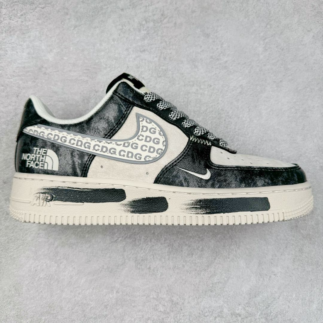 NK Air Force 1´07 Low 空军一号低帮百搭休闲运动板鞋 DM6688-008 柔软、弹性十足的缓震性能和出色的中底设计 横跨复古与现代的外型结合 造就出风靡全球 三十多年的Force 1 直到今天还深受青睐 尺码:36 36.5 37.5 38 38.5 39 40 40.5 41 42 42.5 43 44 44.5 45-选品中心