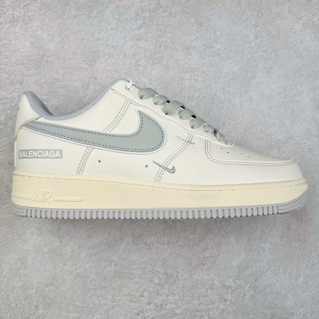 NK Air Force 1´07 Low 空军一号低帮百搭休闲运动板鞋 DM6688-008 柔软、弹性十足的缓震性能和出色的中底设计 横跨复古与现代的外型结合 造就出风靡全球 三十多年的Force 1 直到今天还深受青睐 尺码:36 36.5 37.5 38 38.5 39 40 40.5 41 42 42.5 43 44 44.5 45-选品中心