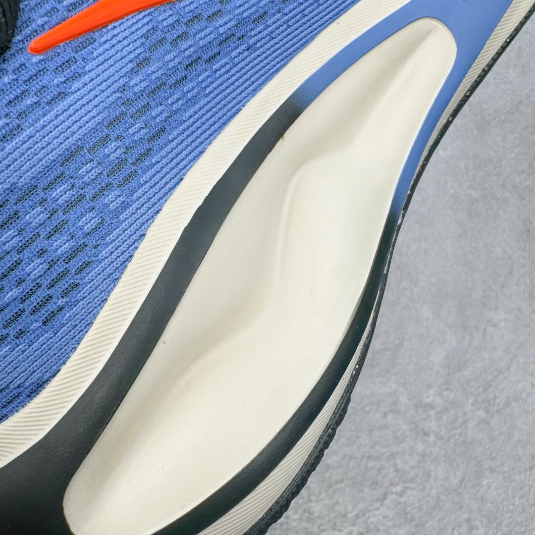 图片[10]-＃ZX纯原 NK Journey Run 旅程慢跑系列低帮轻质缓震休闲运动公路跑步鞋 FN0228-400 采用科技织法轻盈织物合成鞋面材质 搭载柔软厚实ComfiRide 泡绵缓震组合外置防滑耐磨橡胶底片 穿上 Journey Run 公路跑步鞋 尽情畅跑 享受每一步的风景 搭载柔软厚实的 ComfiRide 泡绵缓震配置 助你征服充满挑战的路面 大步流星 微笑前行 该鞋款舒适非凡 让你爱不释脚 尺码：35.5 36 36.5 37.5 38 38.5 39 40 40.5 41 42 42.5 43 44 44.5 45-选品中心