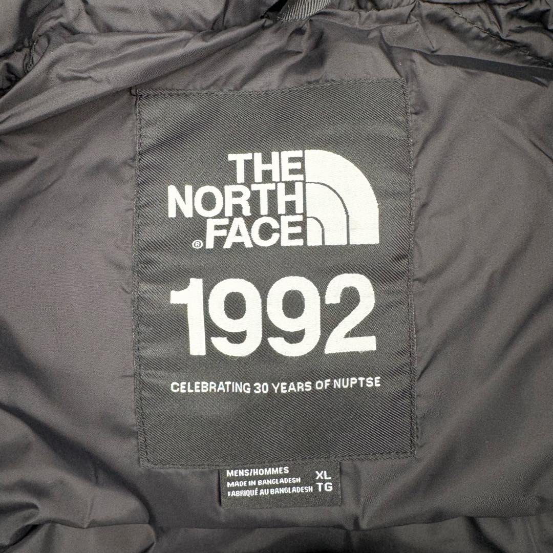 图片[15]-＃暖冬福利 THE NORTH FACE 北面1992系列扎染印花Logo 30周年特别款拉链连帽保暖防水700蓬羽绒服 𝗧𝗵𝗲 𝗡𝗼𝗿𝘁𝗵 𝗙𝗮𝗰𝗲\\\”的字面含义为山的最寒冷、最艰难一面。它也是𝗧𝗵𝗲 𝗡𝗼𝗿𝘁𝗵 𝗙𝗮𝗰𝗲\\\”的产品能够发挥功能的地方。𝗧𝗵𝗲 𝗡𝗼𝗿𝘁𝗵 𝗙𝗮𝗰𝗲。一直致力支持去发现亲近自然。赞助探险家们去征服那些遥远的,人类尚不可触及的角落。 𝗧𝗵𝗲 𝗡𝗼𝗿𝘁𝗵 𝗙𝗮𝗰𝗲\\\”的标识,取自于美国Yosemite优胜美地国家公园内的半圆页山Half Dome,这也是等岩爱好者们擎爬花岗石的终极目标。 顶级原版复刻版本就是指目前国内最高版本（没有之一）（匠心做一件放到专柜就是ZP的衣服） 1⃣️ 进口barudan/百灵达绣花机定制万针电绣，采用进口7号针，进口绣线，保证每字饱满、立体、清晰，可称最贵绣标！ 2⃣️采用国标90白鸭绒填充，保暖性能更出色，轻便不厚重，压缩后的蓬松度恢复性好！ 3⃣️原厂定制独家采用原版一致单层布料做法【非市面通货内加胆布】，采用单层布料考验了布料及羽绒必须要达标，防止跑绒，并保证手感及膨松度，内里采用尼龙nylon双重双层封禁设计，不会出现任何跑绒现象，内置抽拉绳扣的可调节下摆，可防风防寒！ 4⃣️拉链采用吉田YKK原厂定制，刻字清晰，质感完美顺滑. 5⃣️辅料及扣子均采用原版一样铜芯弹簧【非市面铁芯弹簧】 北面羽绒服，不吹嘘，目前能比我们做的更好的几乎没有！ 用心做一件原版产品，让每一位客户有底气去给他的客户介绍说：这个是国内最顶级复刻版本。 好的产品不需要过多软文去衬托， 只有垃圾产品才会吹嘘：原单ZP 用洒洒洋洋几千字来打动消费者 尺码：XS S M L XL XXL-选品中心