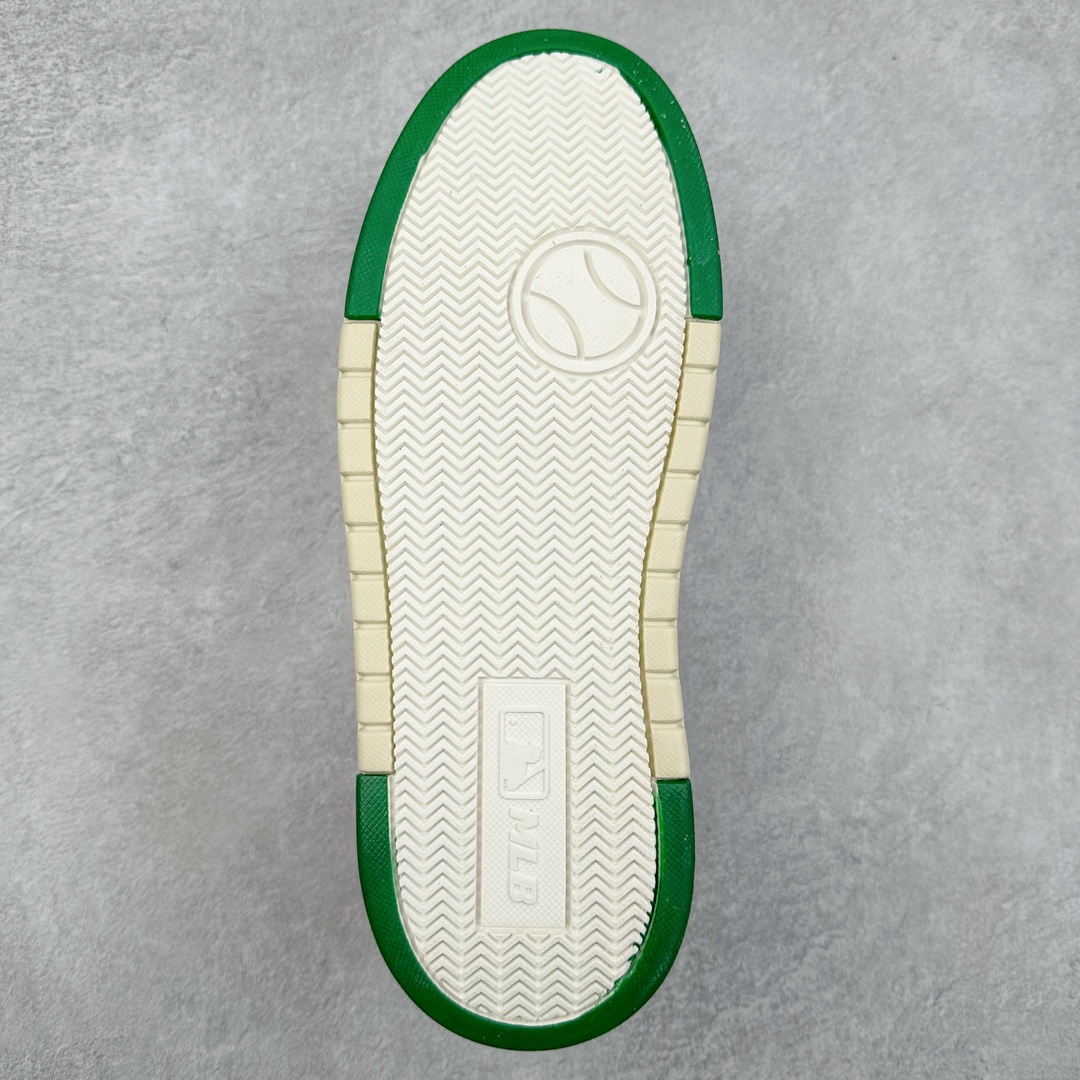 图片[9]-＃特价福利 MLB BigBall Chunky纽约洋基队增高复古风印花老爹鞋 MLB是韩国F&F旗下潮流服装品牌 拥有150年历史的经典传统 是街头文化和国际生活方式的领导者 MLB拥有包括男装、女装、童装、配饰在内的全品类服饰 提供覆盖各性别、各年龄层、From Head to Toe的穿搭装备 其产品结合了韩国的时尚造型与质感 展现了运动服饰也可以兼具时尚潮流的风格 在产品设计上 MLB不仅融合了美国职业棒球大联盟的各当家球队 更结合了棒球运动中的各个元素 复古风范自信控场 复古鞋型率先勾描独特的自我态度 在经典线条与时尚元素的精彩交织下刷新街头复古运动风潮 质感十足兼备卓越的舒适透气性能迎合夏日追求的自在脚感。尺码：36 37 38 39 40 41 42 43 44 45-选品中心