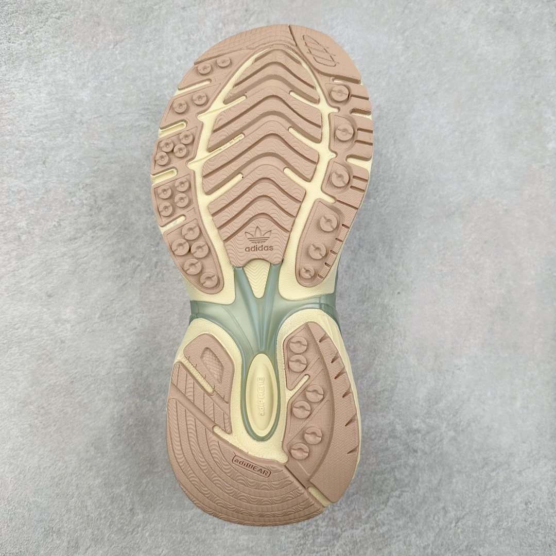 图片[9]-AD XLG Runner Deluxe 跑步者豪华版系列低帮厚底增高老爹风复古缓震休闲运动慢跑鞋 IF6934 自从阿迪达斯和巴黎世家合作后，没少出双方联名的平替。结果根据最新情报，阿迪现在已经把手伸到了巴家爆款3XL的身上，新鞋Xlg Runner Deluxe实物曝光，emm，鞋款整体一眼丁真是巴黎世家Track＋3XL大底的缝合怪版本，要不是鞋侧明晃晃的adidas三道杠Logo，估计各位看了都得蒙。这波不能说是完全复制巴黎世家，但也多少有点借鉴的味道了。新鞋基本就是在阿迪经典\\\”Climacool\\\”鞋款的基础上，升级了Boots大底以及加入了\\\”巴味\\\”设计元素…尺码：35 36 36⅔ 37⅓ 38 38⅔ 39⅓ 40 40⅔ 41⅓ 42 42⅔ 43⅓ 44 44⅔ 45 46-选品中心