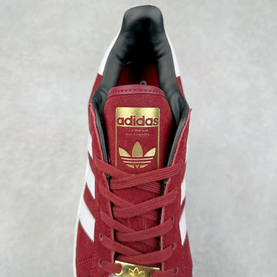 图片[5]-＃特价福利 AD Originals Superstar 经典复古贝壳头厚底板鞋 IE9872 诞生于1969年 是第一双将全皮面鞋 身与橡胶鞋头结合在一起的低帮篮球鞋 Superstar最开始 是作为高帮篮球鞋Pro Model的低帮版本而出现的 但因为其独特和醒目的橡胶鞋头造型而让大家熟知 被大家形象地称为\\\”shelltoe\\\”贝壳头 在70年代的美国职业篮球场上 接近3/4的NBA球员都将这双Superstar作为场上用鞋 80年代之后 经过不断的改良和发展 Superstar逐渐成为横跨时装、音乐、街头文化、休闲和运动等各大领域的时尚潮鞋 尺码：35.5 36 36.5 37 38 38.5 39 40 40.5 41 42 42.5 43 44 44.5 45-选品中心