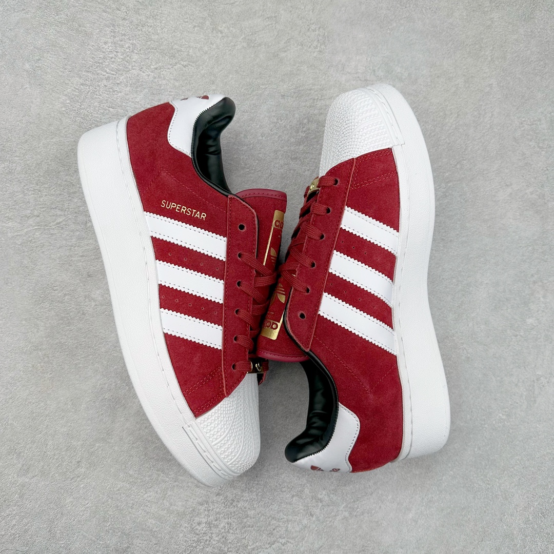 图片[3]-＃特价福利 AD Originals Superstar 经典复古贝壳头厚底板鞋 IE9872 诞生于1969年 是第一双将全皮面鞋 身与橡胶鞋头结合在一起的低帮篮球鞋 Superstar最开始 是作为高帮篮球鞋Pro Model的低帮版本而出现的 但因为其独特和醒目的橡胶鞋头造型而让大家熟知 被大家形象地称为\\\”shelltoe\\\”贝壳头 在70年代的美国职业篮球场上 接近3/4的NBA球员都将这双Superstar作为场上用鞋 80年代之后 经过不断的改良和发展 Superstar逐渐成为横跨时装、音乐、街头文化、休闲和运动等各大领域的时尚潮鞋 尺码：35.5 36 36.5 37 38 38.5 39 40 40.5 41 42 42.5 43 44 44.5 45-选品中心
