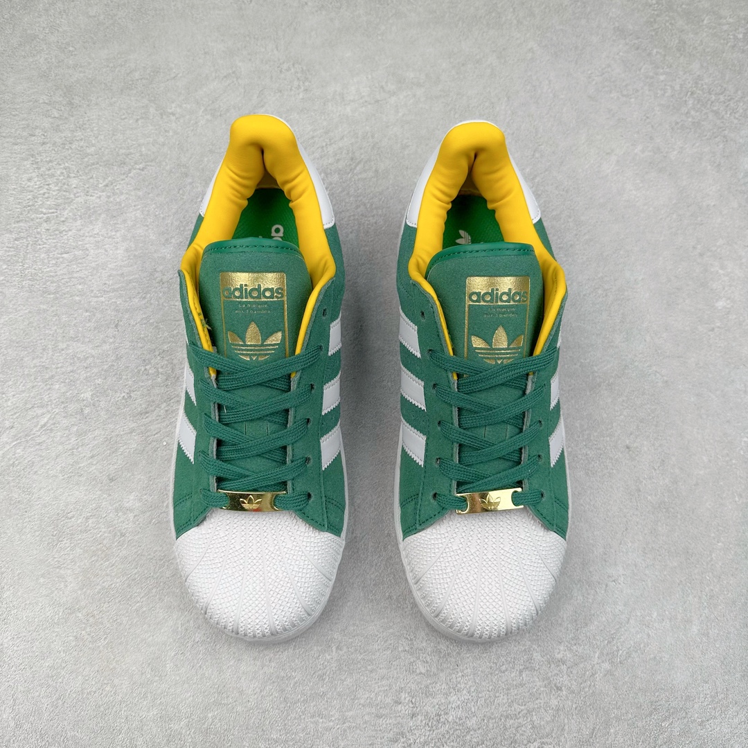 图片[2]-＃特价福利 AD Originals Superstar 经典复古贝壳头厚底板鞋 IE4658 诞生于1969年 是第一双将全皮面鞋 身与橡胶鞋头结合在一起的低帮篮球鞋 Superstar最开始 是作为高帮篮球鞋Pro Model的低帮版本而出现的 但因为其独特和醒目的橡胶鞋头造型而让大家熟知 被大家形象地称为\\\”shelltoe\\\”贝壳头 在70年代的美国职业篮球场上 接近3/4的NBA球员都将这双Superstar作为场上用鞋 80年代之后 经过不断的改良和发展 Superstar逐渐成为横跨时装、音乐、街头文化、休闲和运动等各大领域的时尚潮鞋 尺码：35.5 36 36.5 37 38 38.5 39 40 40.5 41 42 42.5 43 44 44.5 45-选品中心