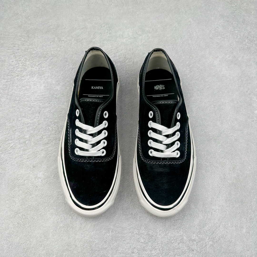 图片[2]-Madness x MIHARA YASUHIRO 三原康裕 鲨鱼嘴黑色麂皮款 鲨鱼嘴全麂皮出货‼️ 原鞋开模 原盒包装 正确版大底 Vulcanize Sneaker KAMIYA 一鞋难求 断货王 国内外炒成天价 尺码：35 36 36.5 37 38 38.5 39 40 40.5 41 42 42.5 43 44-选品中心