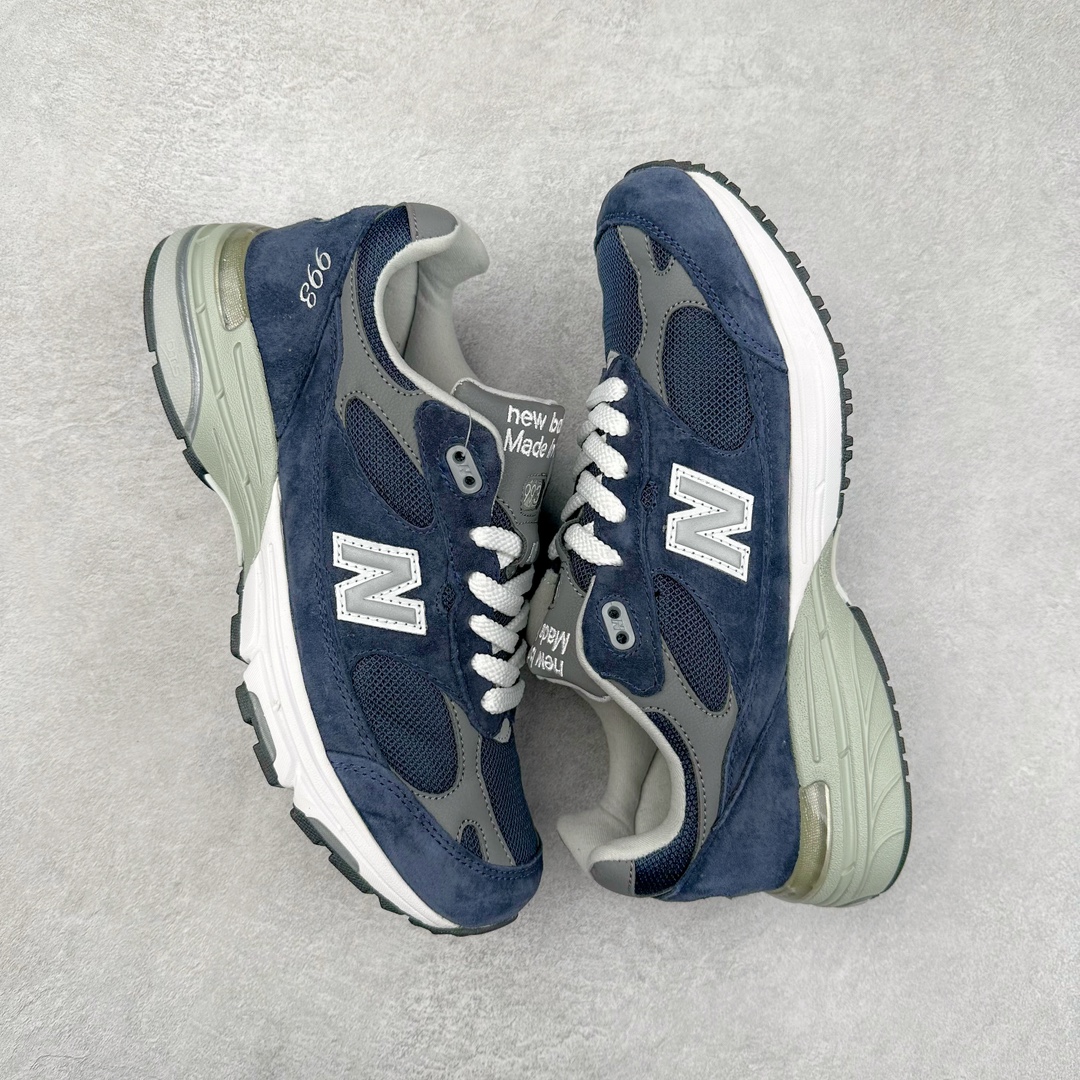 图片[3]-＃K版纯原 New Balance 新百伦NB993总统复古慢跑鞋 鞋身以网眼鞋面结合同色系优质麂皮革构成，鞋舌处点缀 New Balance Made In USA 同色系刺绣标识，彰显鞋款身份。鞋侧点缀银色 \\\”993\\\” 字样，丰富鞋身设计的同时，构建时尚外观。鞋款搭载 ABZORB 缓震系统，通过缓冲和抗压性的结合来吸收冲击力，舒适功能升级。同时搭配泛黄做旧中底，打造丰富层次感，缔造出色复古韵味。尺码：36 37 37.5 38 38.5 39 40 40.5 41.5 42 42.5 43 44 44.5 45-选品中心