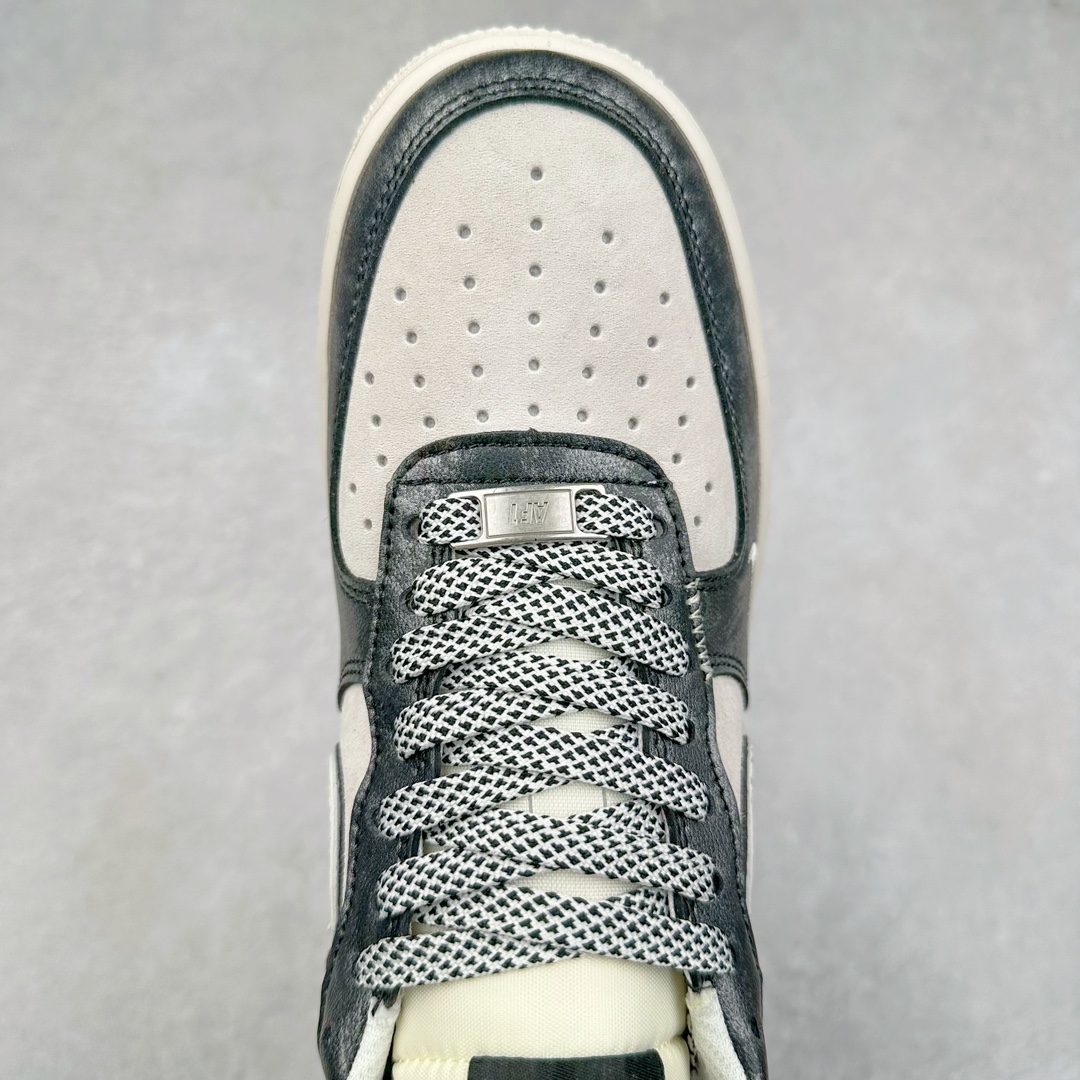 图片[4]-NK Air Force 1´07 Low 空军一号低帮百搭休闲运动板鞋 DM6688-008 柔软、弹性十足的缓震性能和出色的中底设计 横跨复古与现代的外型结合 造就出风靡全球 三十多年的Force 1 直到今天还深受青睐 尺码：36 36.5 37.5 38 38.5 39 40 40.5 41 42 42.5 43 44 44.5 45-选品中心