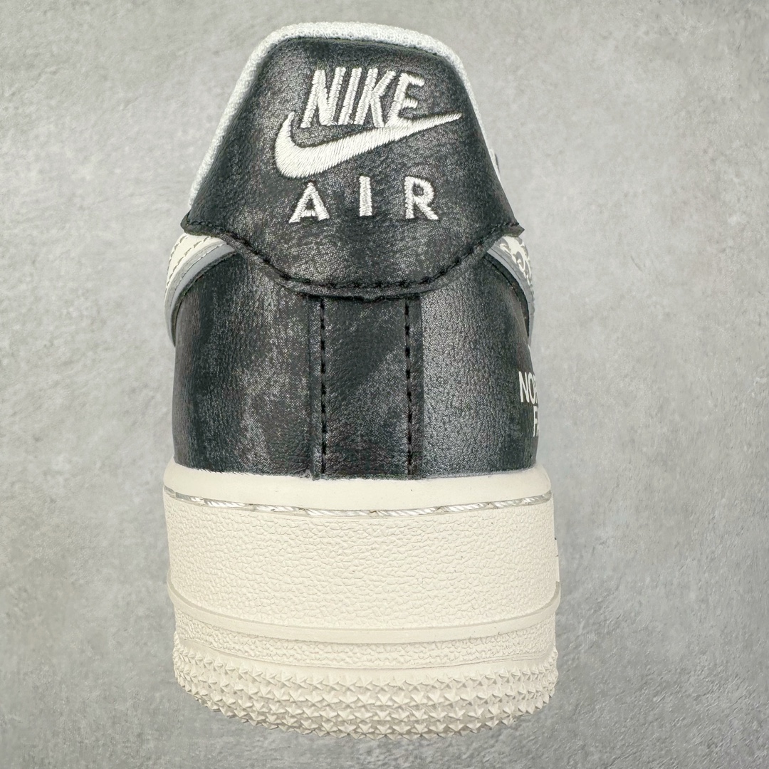 图片[8]-NK Air Force 1´07 Low 空军一号低帮百搭休闲运动板鞋 DM6688-008 柔软、弹性十足的缓震性能和出色的中底设计 横跨复古与现代的外型结合 造就出风靡全球 三十多年的Force 1 直到今天还深受青睐 尺码：36 36.5 37.5 38 38.5 39 40 40.5 41 42 42.5 43 44 44.5 45-选品中心