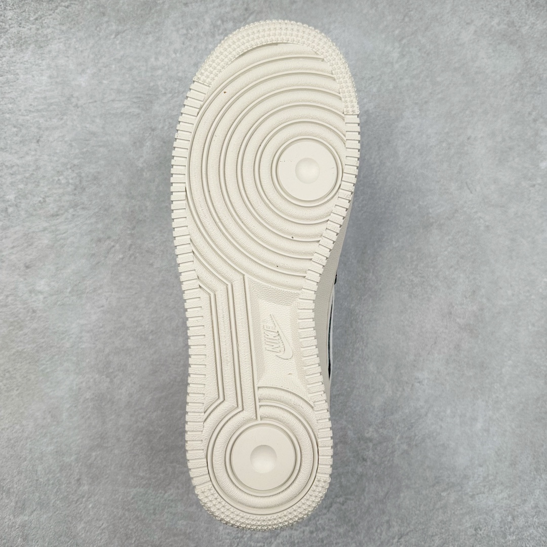 图片[9]-NK Air Force 1´07 Low 空军一号低帮百搭休闲运动板鞋 DM6688-008 柔软、弹性十足的缓震性能和出色的中底设计 横跨复古与现代的外型结合 造就出风靡全球 三十多年的Force 1 直到今天还深受青睐 尺码：36 36.5 37.5 38 38.5 39 40 40.5 41 42 42.5 43 44 44.5 45-选品中心