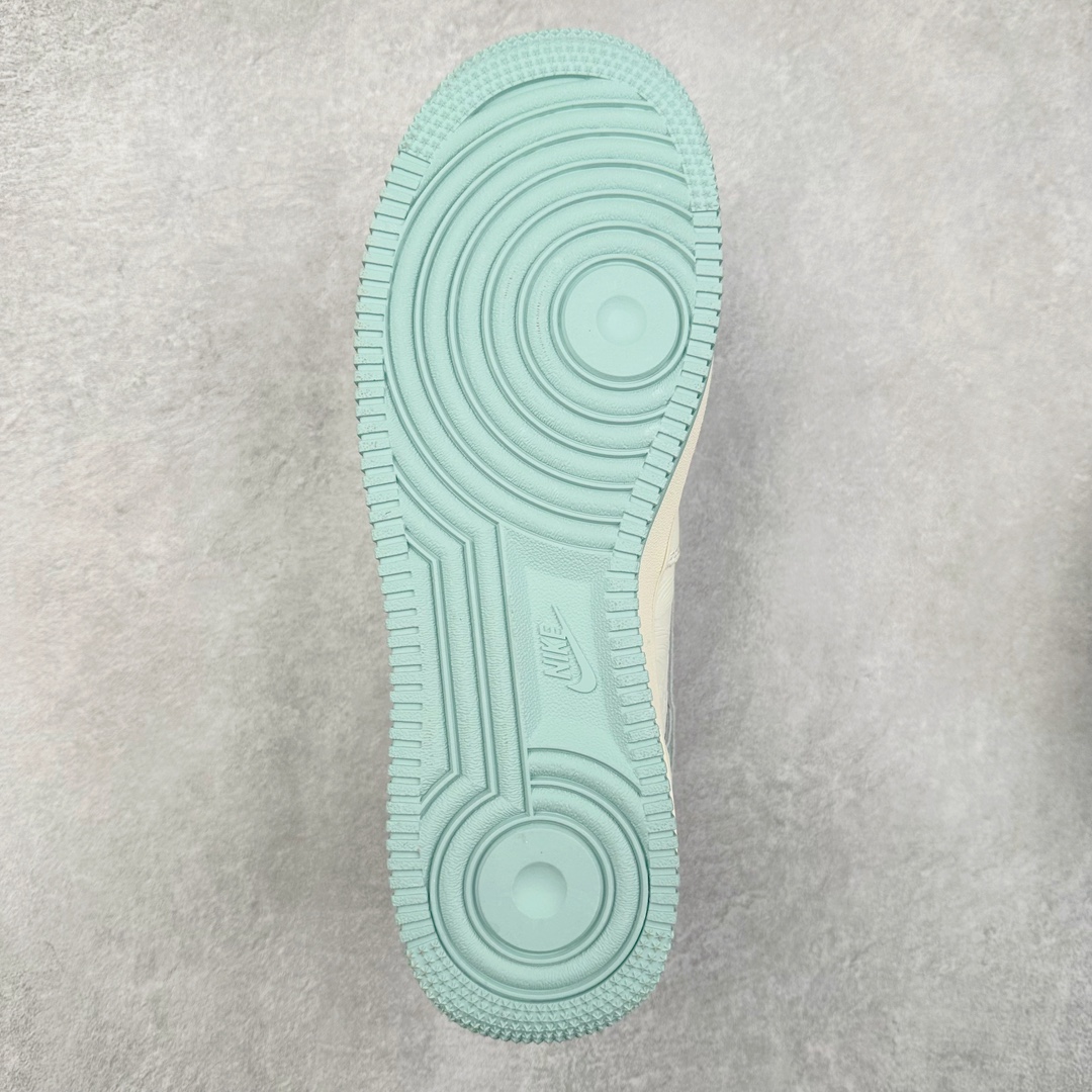 图片[9]-NK Air Force 1´07 Low 空军一号低帮百搭休闲运动板鞋 KK1988-023 柔软、弹性十足的缓震性能和出色的中底设计 横跨复古与现代的外型结合 造就出风靡全球 三十多年的Force 1 直到今天还深受青睐 尺码：36 36.5 37.5 38 38.5 39 40 40.5 41 42 42.5 43 44 44.5 45-选品中心