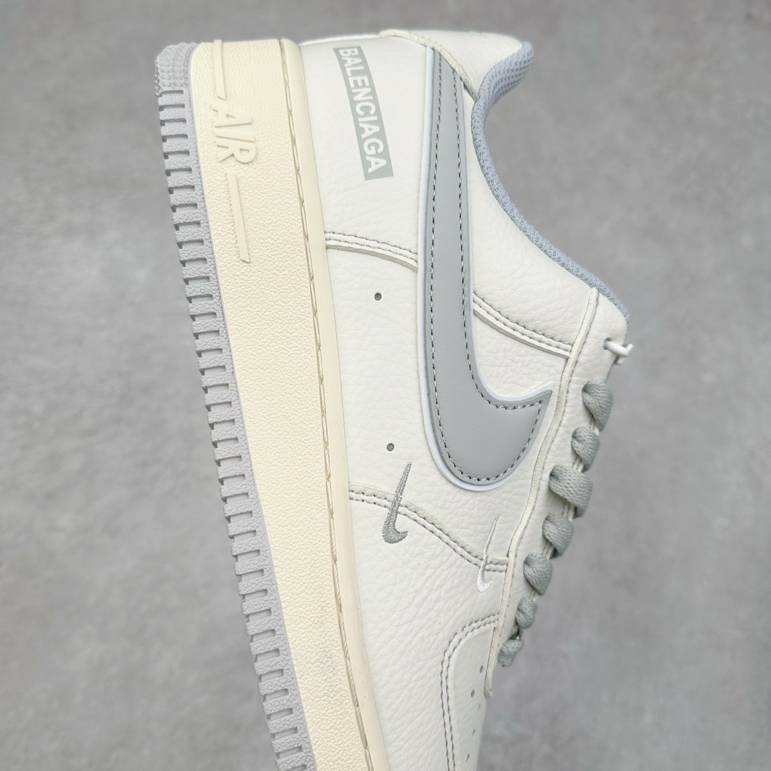 图片[6]-NK Air Force 1´07 Low 空军一号低帮百搭休闲运动板鞋 DM6688-008 柔软、弹性十足的缓震性能和出色的中底设计 横跨复古与现代的外型结合 造就出风靡全球 三十多年的Force 1 直到今天还深受青睐 尺码：36 36.5 37.5 38 38.5 39 40 40.5 41 42 42.5 43 44 44.5 45-选品中心